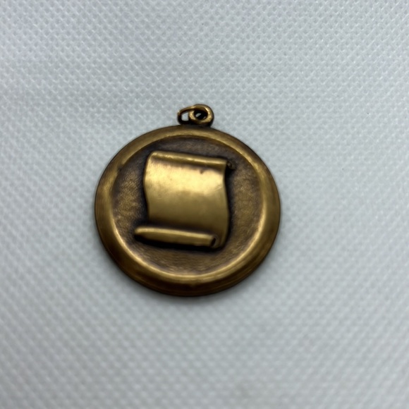 SCROLL / DIPLOMA PENDANT NECKLACE MEDAL BRONZE TONE CHARM - Picture 5 of 10